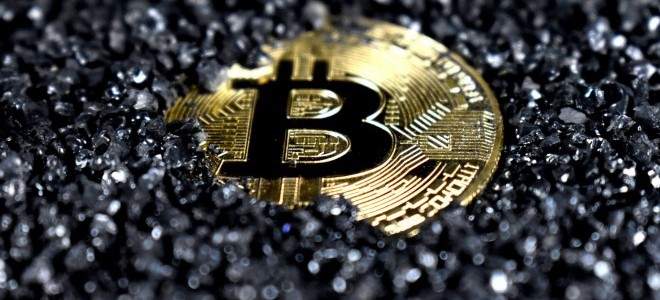 Bitcoin, gümüşü tahtından indirdi